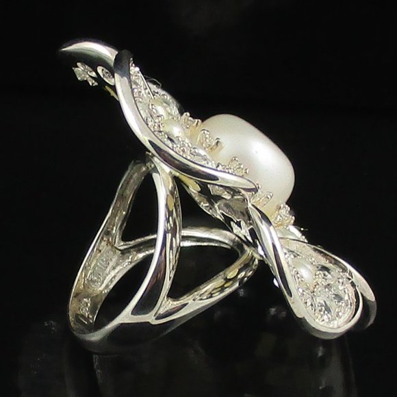 Cultured Pearl & White Topaz Flower Ring - Picture 4 of 10